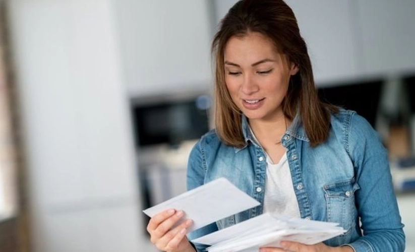 The woman receives the letter