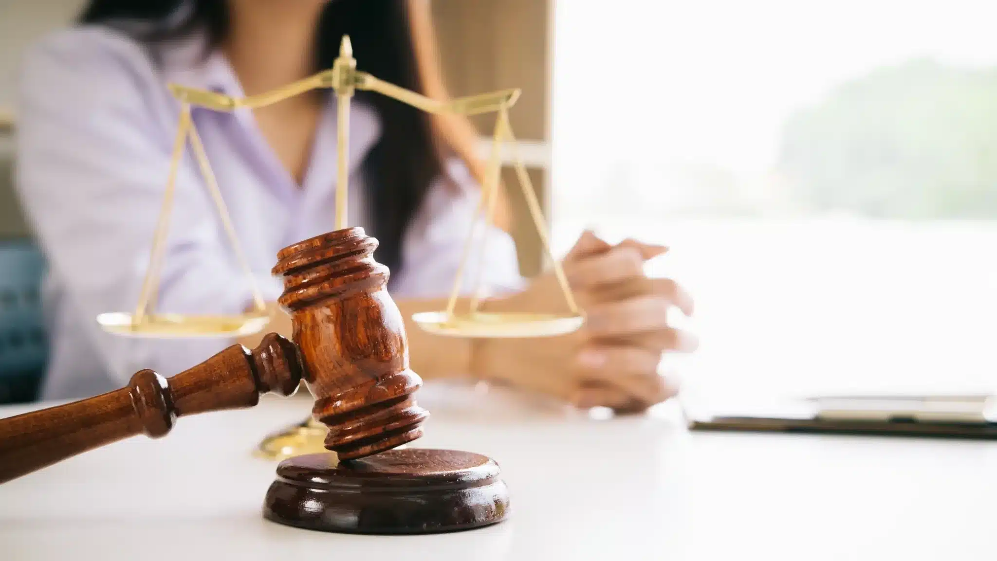 buscar ayuda de un abogado especializado en exenciones fiscales